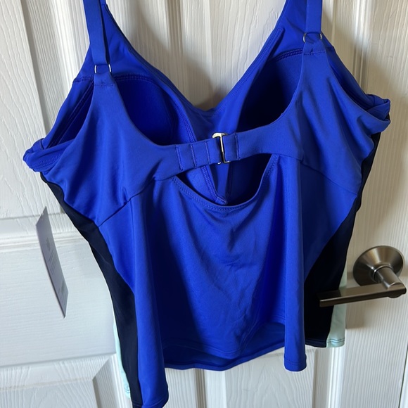 New Athleta tankini top! 40D/DD - Picture 3 of 5